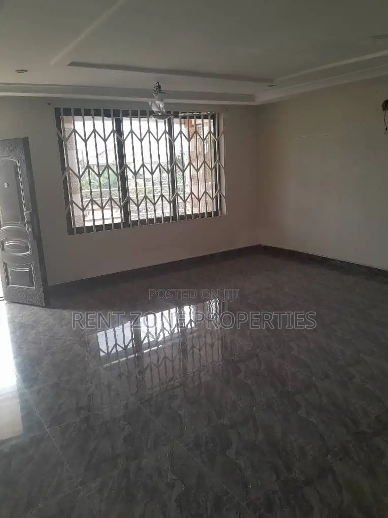 2bdrm Apartment in Rent Zone, Ablekuma for rent