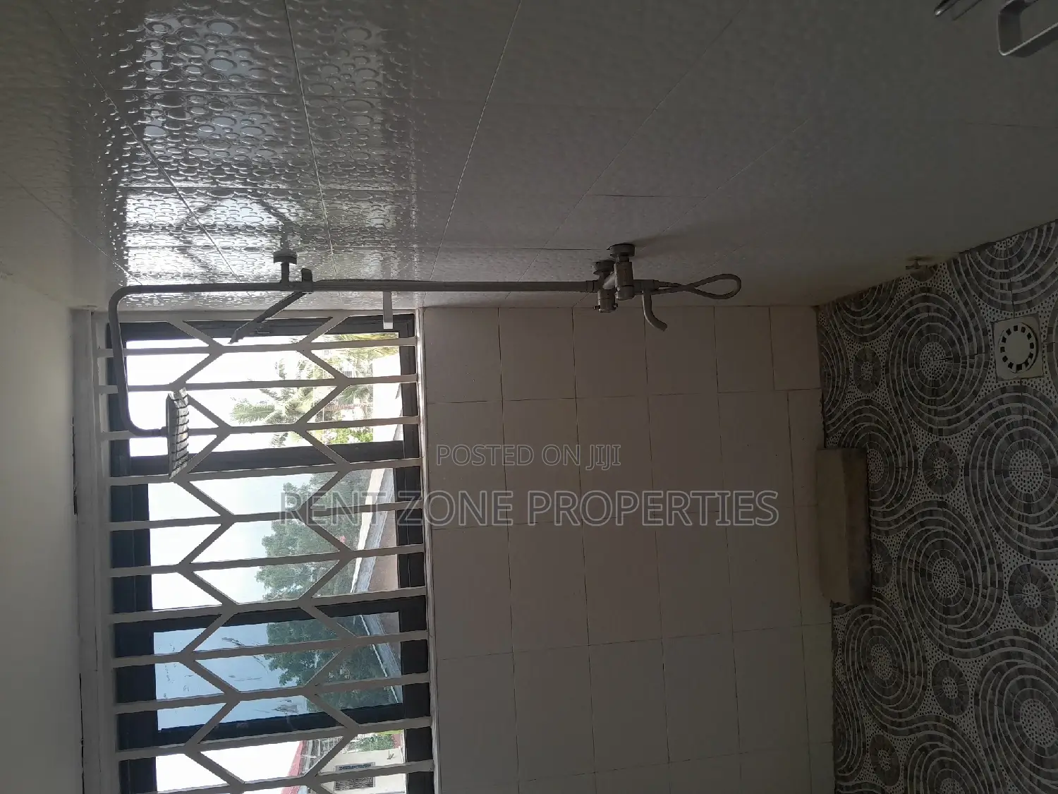 2bdrm Apartment in Rent Zone, Ablekuma for rent