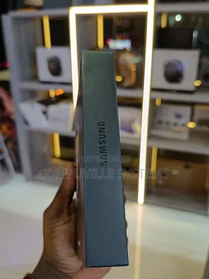 New Samsung Galaxy Fold 5G 512 GB Blue
