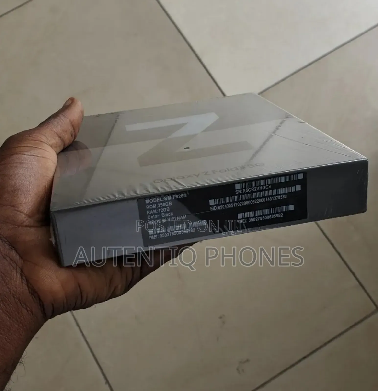 New Samsung Galaxy Z Fold 3 256 GB Black