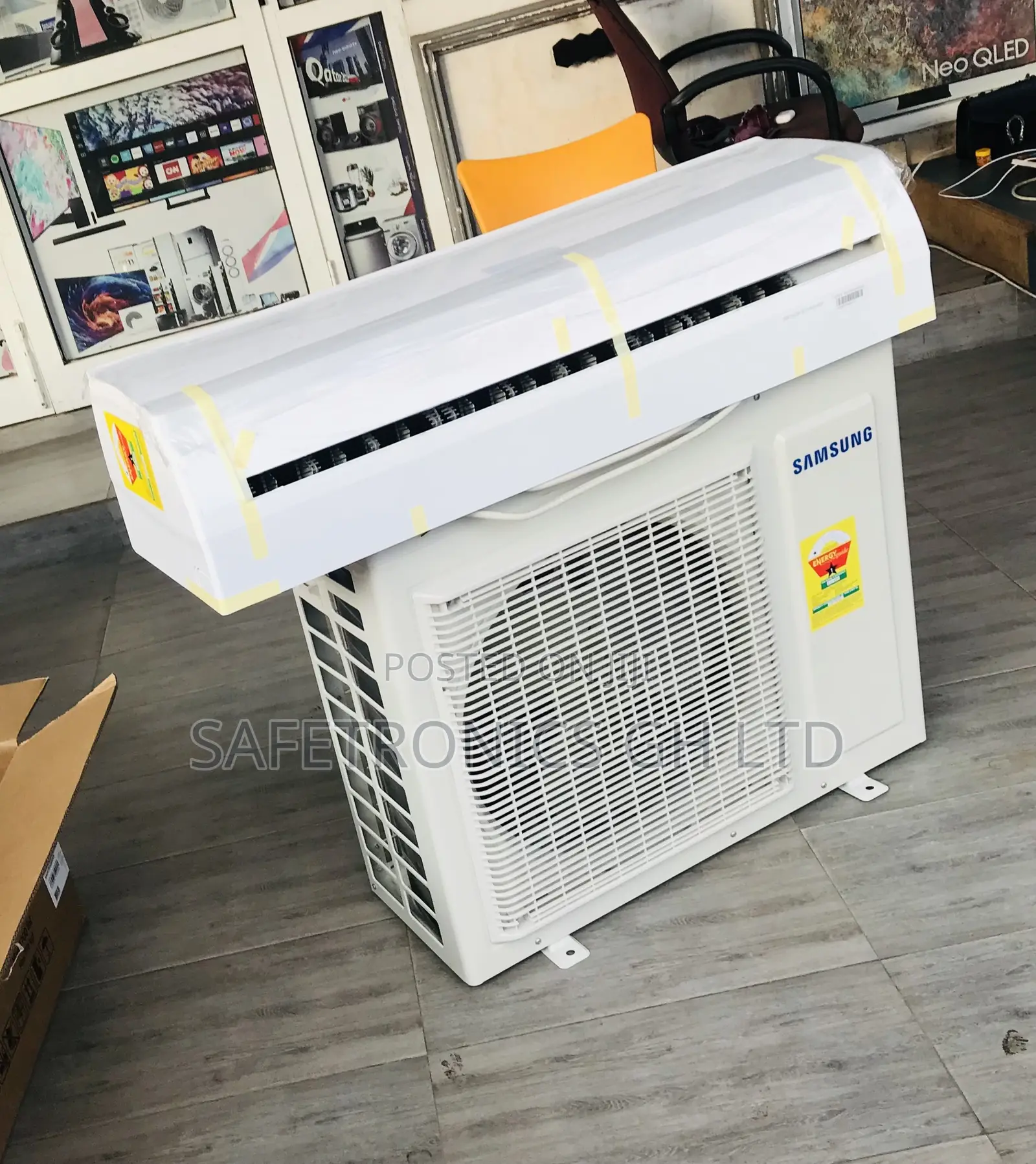 2.0hp R410 (White) Samsung Lastest New AC