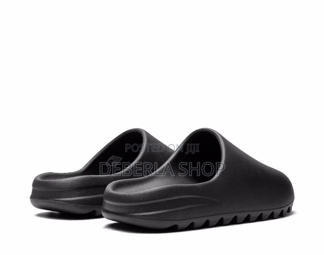 Adidas Yeezy Onyx Slides
