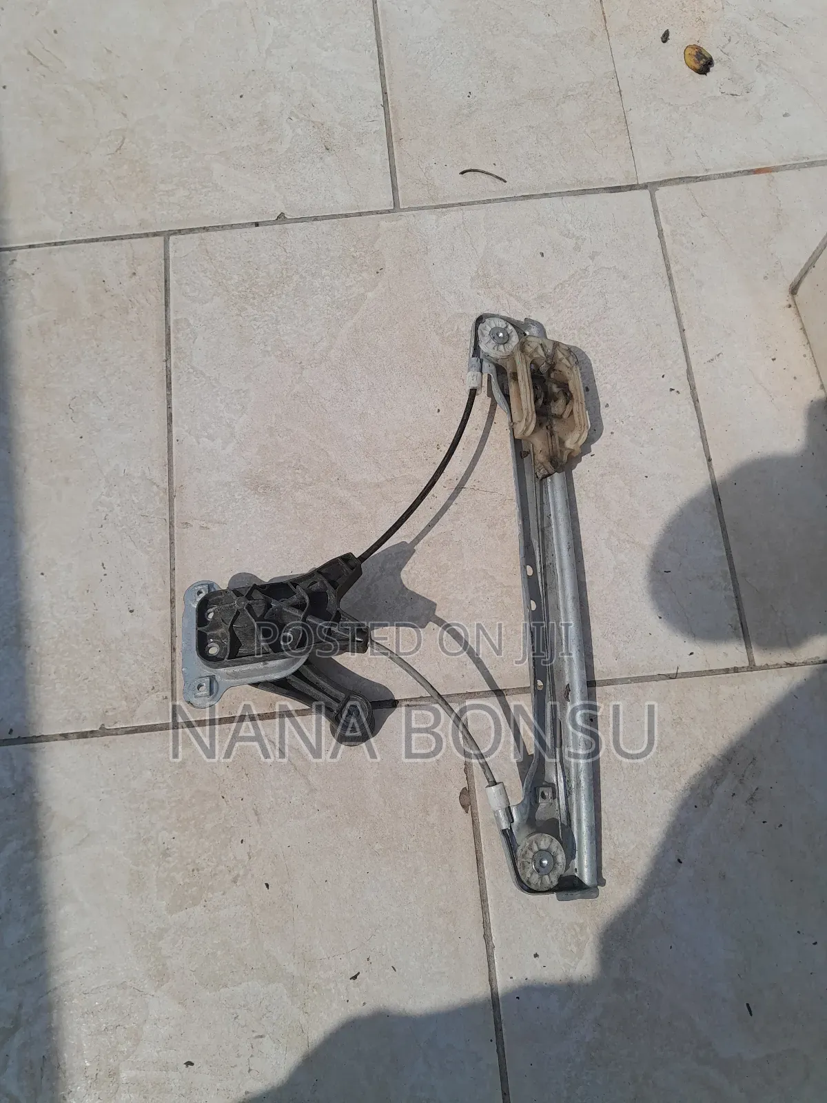 2016 Chevrolet Spark Door Glass Roller
