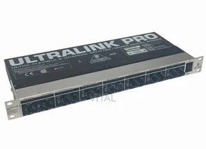 Behringer Ultralink Pro Mx882