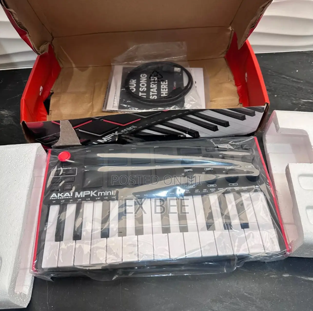 Akai MPK Mk3 (With Lcd) Latest Midi Keyboard