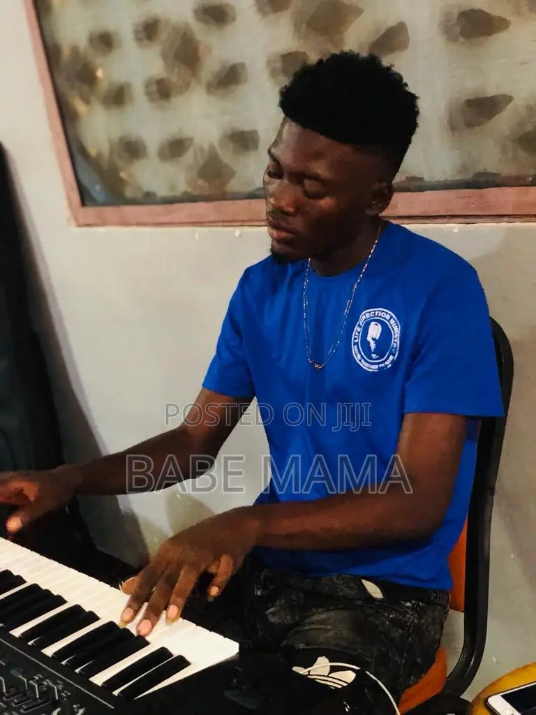 Keyboardist