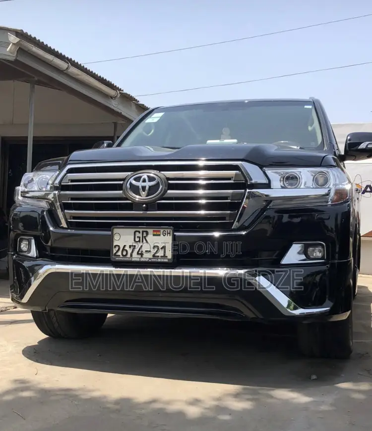 V8 for Rent Within and Outside Accra