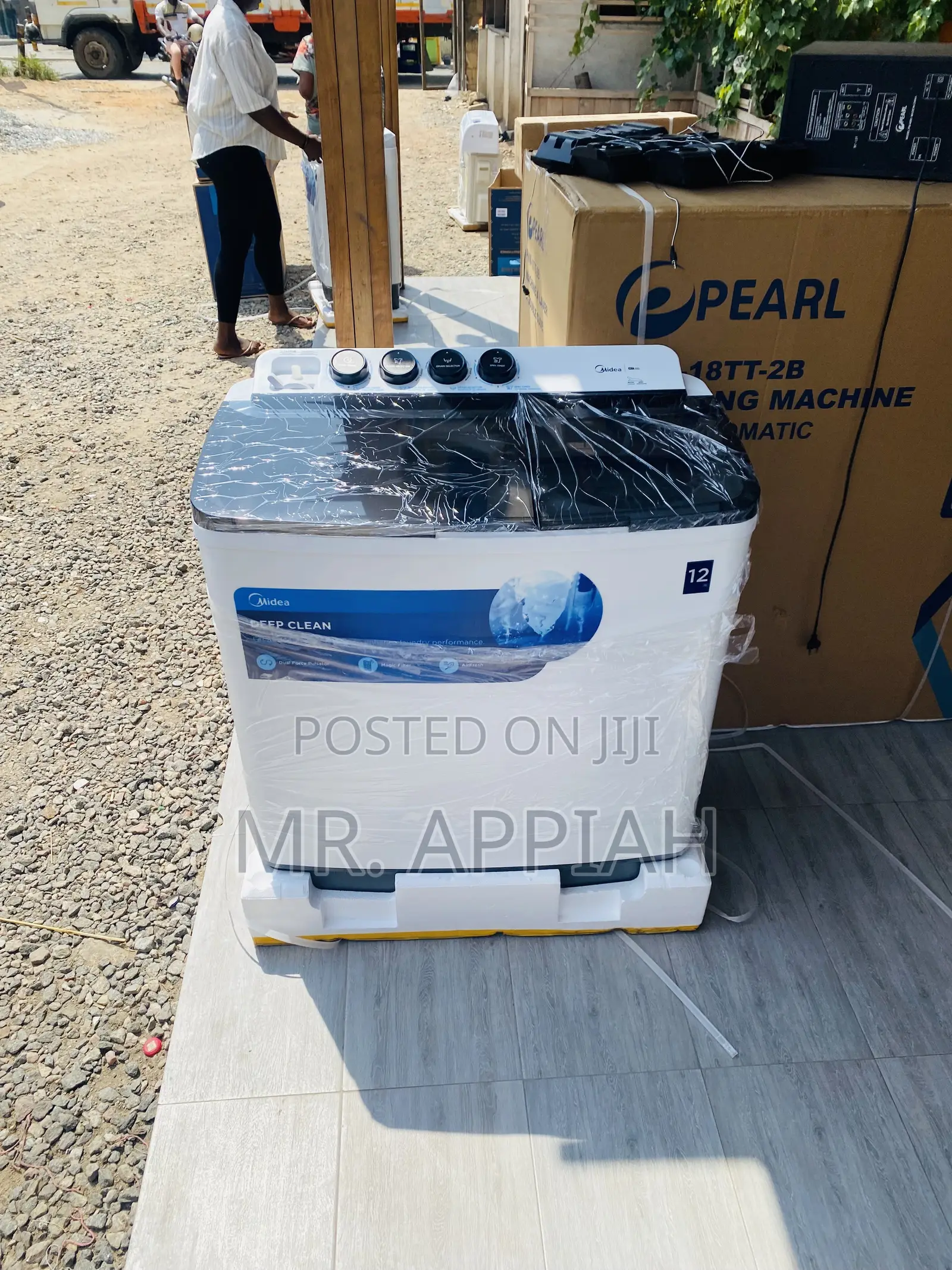 Energy Efficient Midea 12kg Electric Washing Machine.