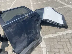 2023/2024 Honda CRV Doors