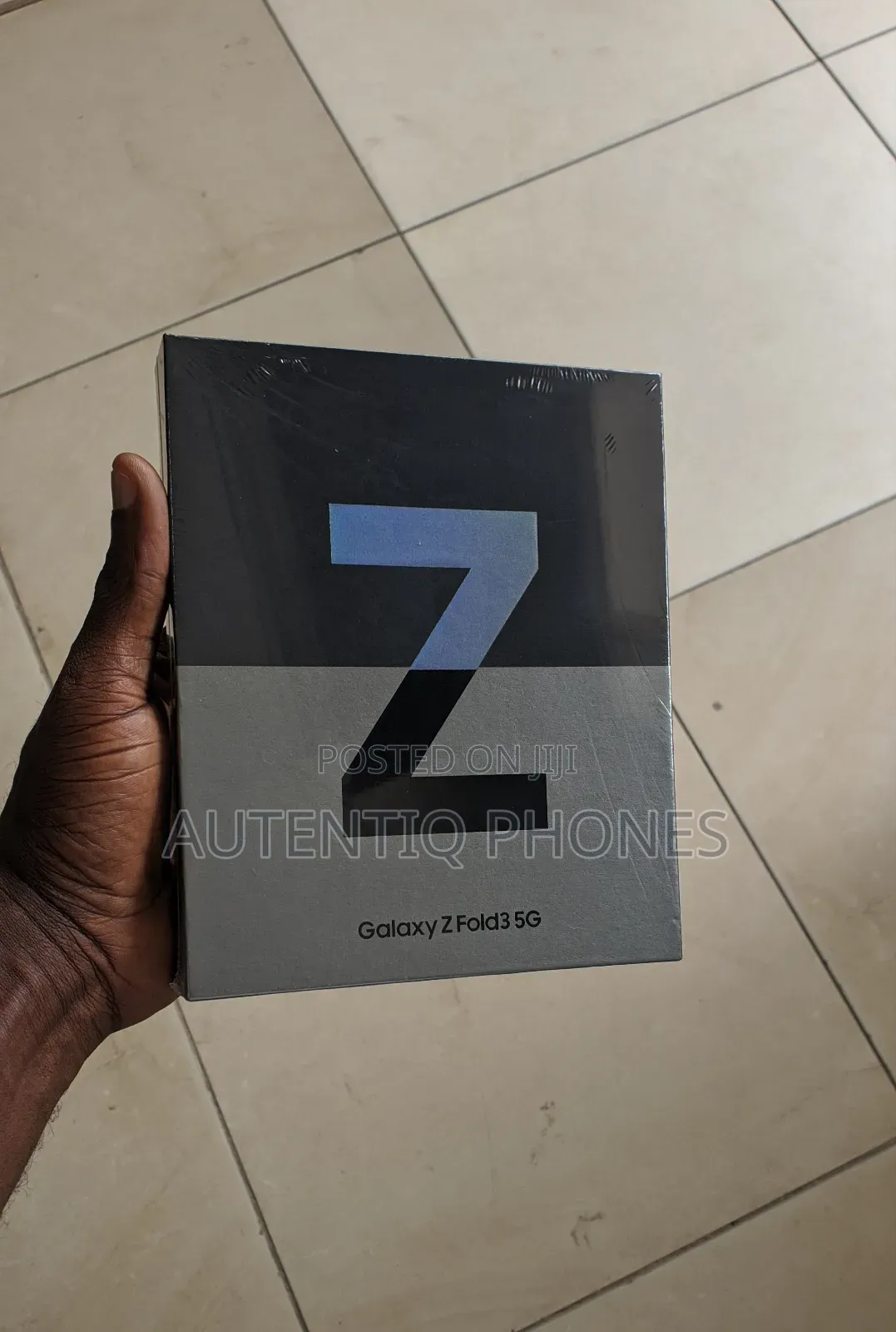 New Samsung Galaxy Z Fold 3 256 GB Gold