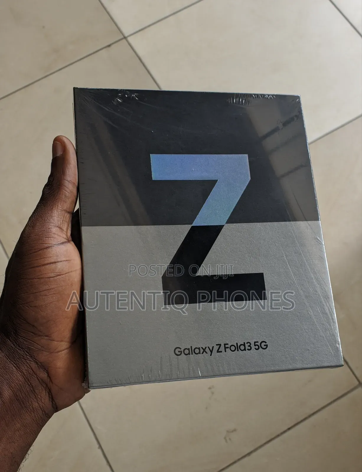 New Samsung Galaxy Z Fold 3 256 GB Gold