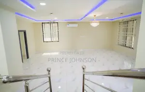 4bdrm House in Md Villa, Sakumono for sale