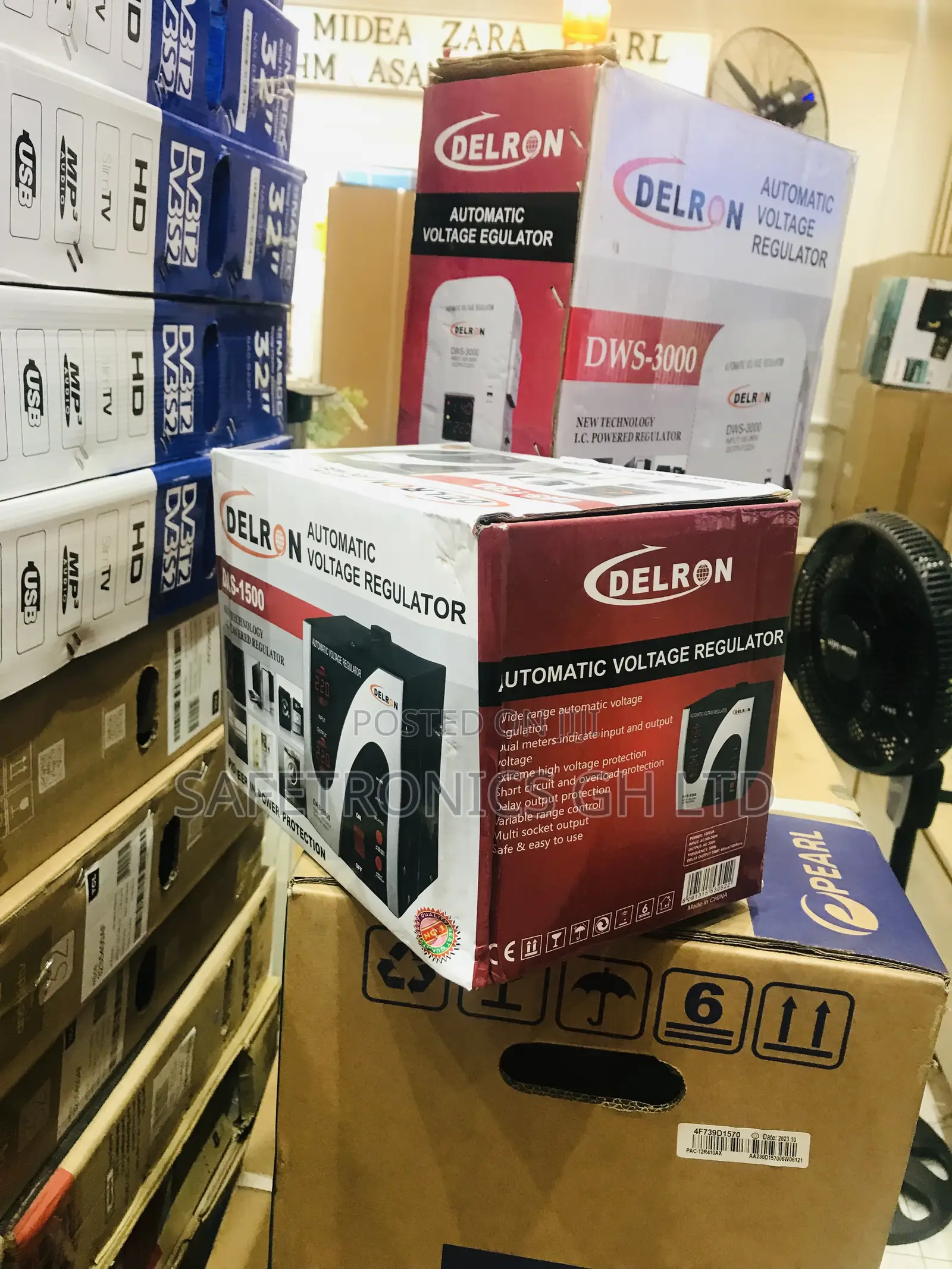 Original Delron Das-3000 Automatic Voltage Regulator 