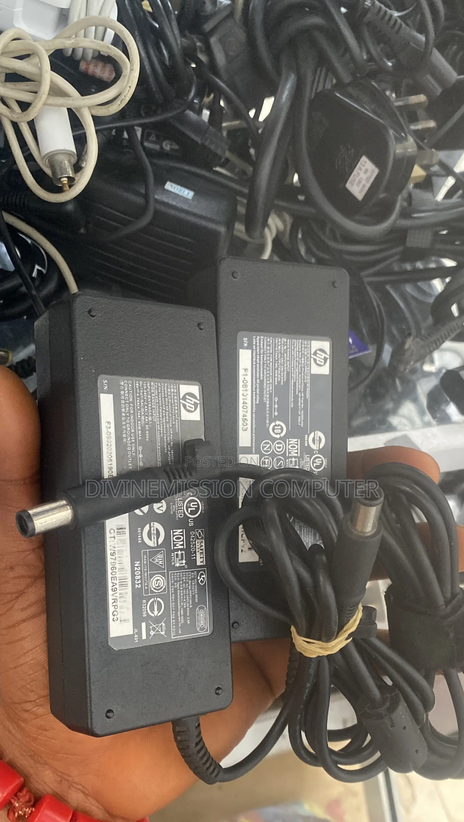 Hp Big Pin Uk  Used (19v—4.74A)90w Laptop Chargers