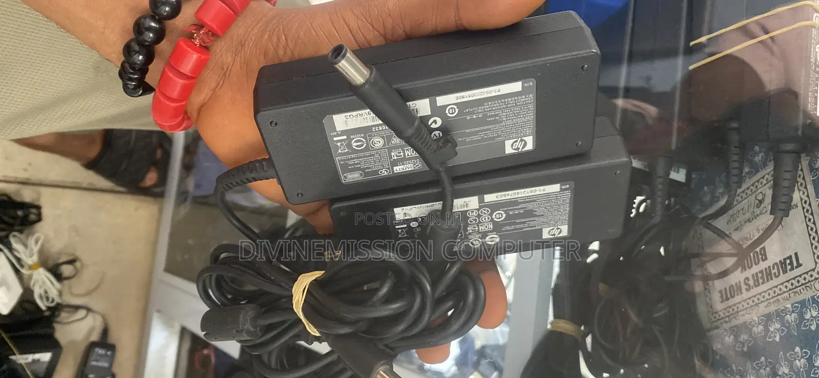 Hp Big Pin Uk  Used (19v—4.74A)90w Laptop Chargers
