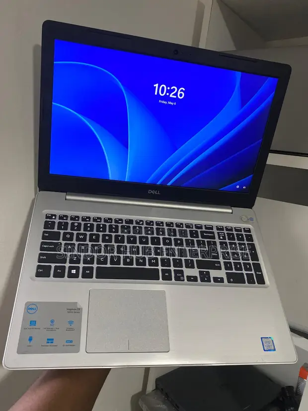 週末限定】DELL Inspiron 15 3510 SSD512GB 8GB（Laptop Dell