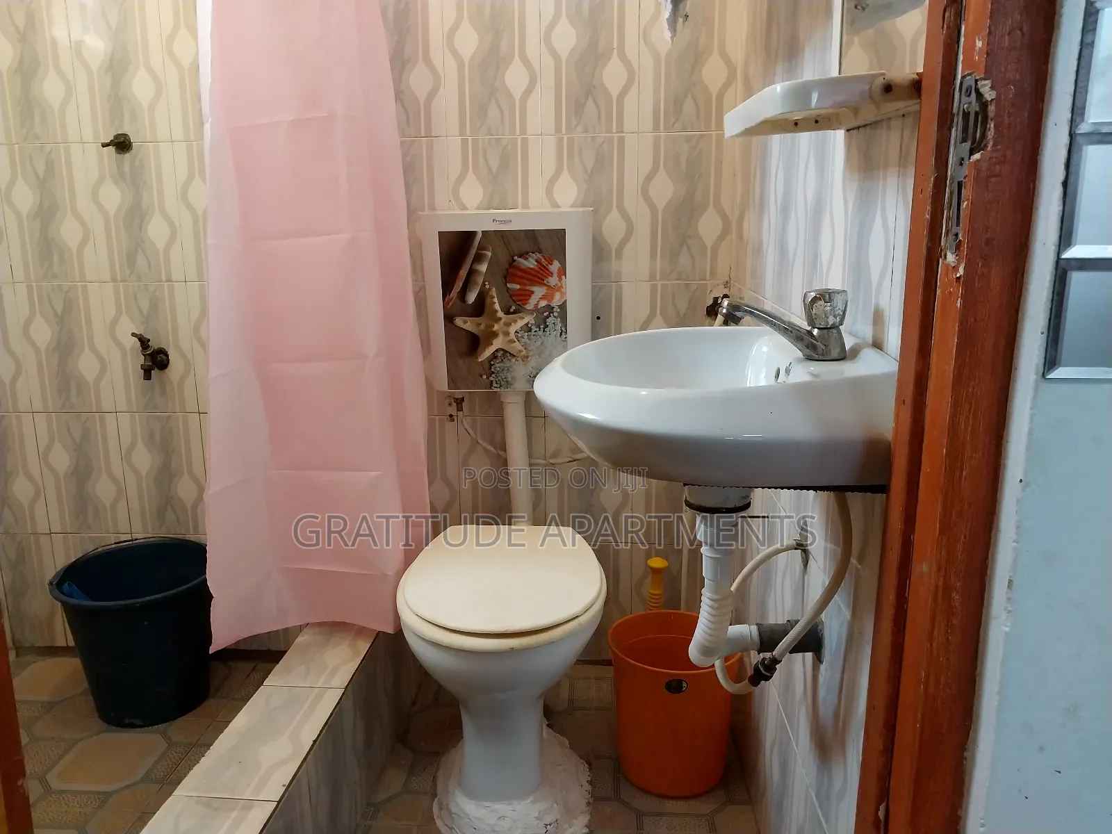 Ambassador Suite: 1bdrm Short Stay:Ghc250 Per Day: 2 Guests