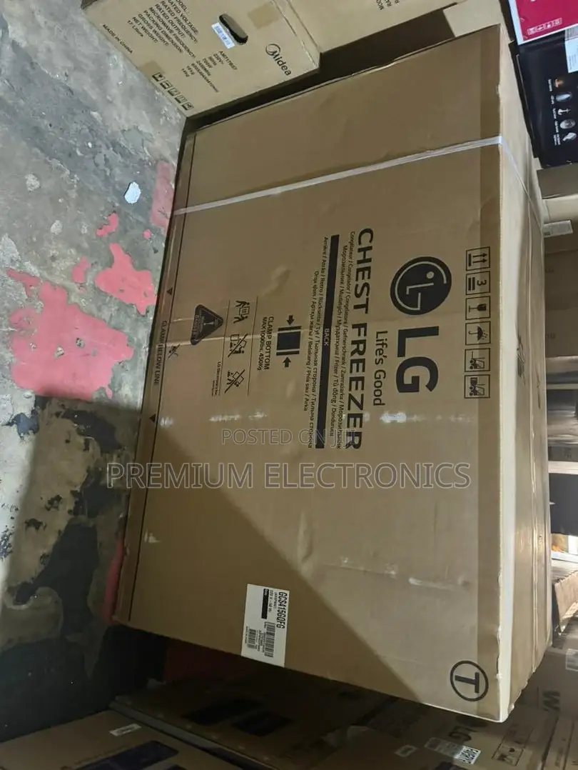 LG Efficiency, Reliability, and Style 345L Freezer GCS415GQF