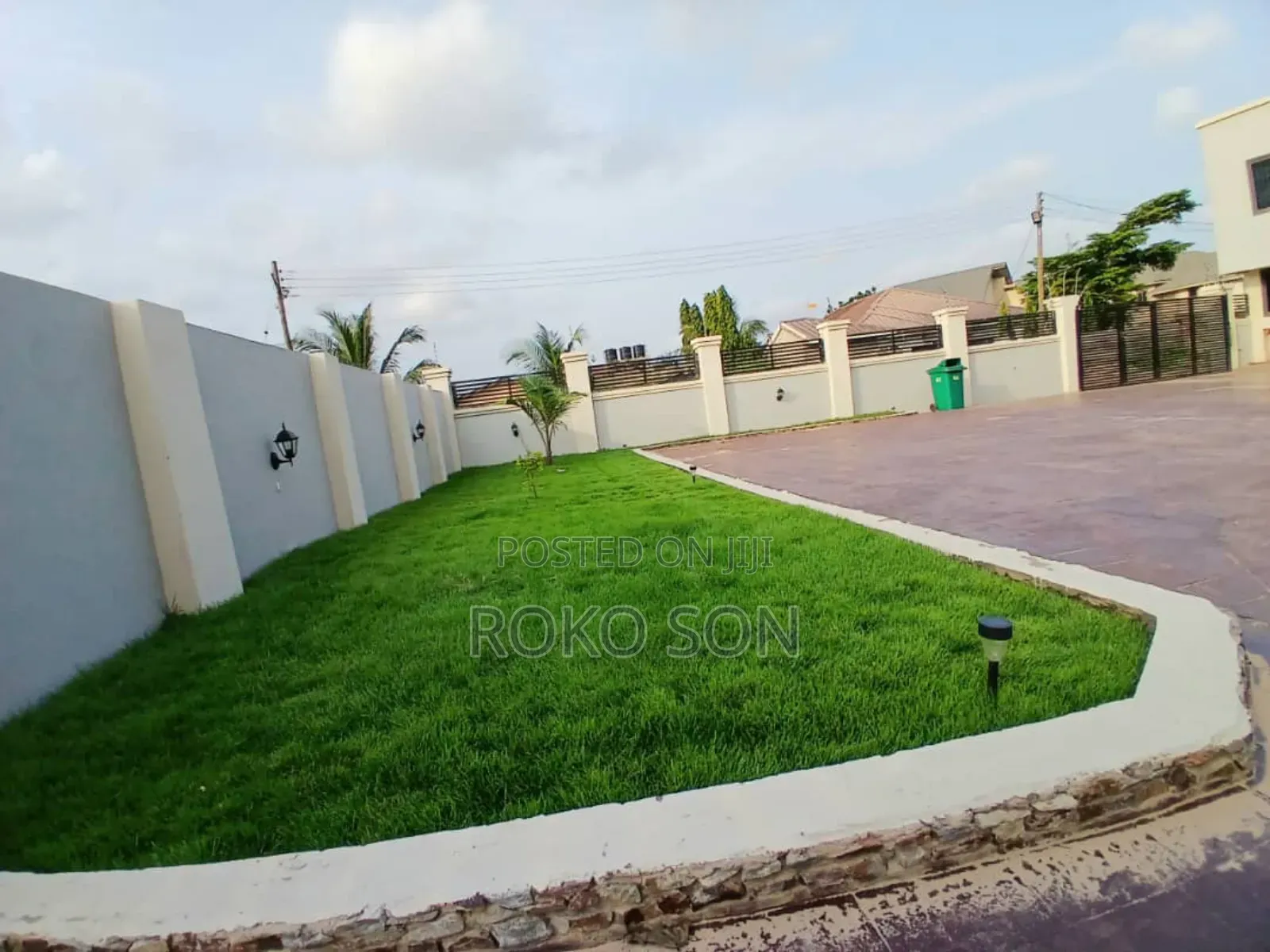 2bdrm Apartment in Dr Roko, East Legon for rent