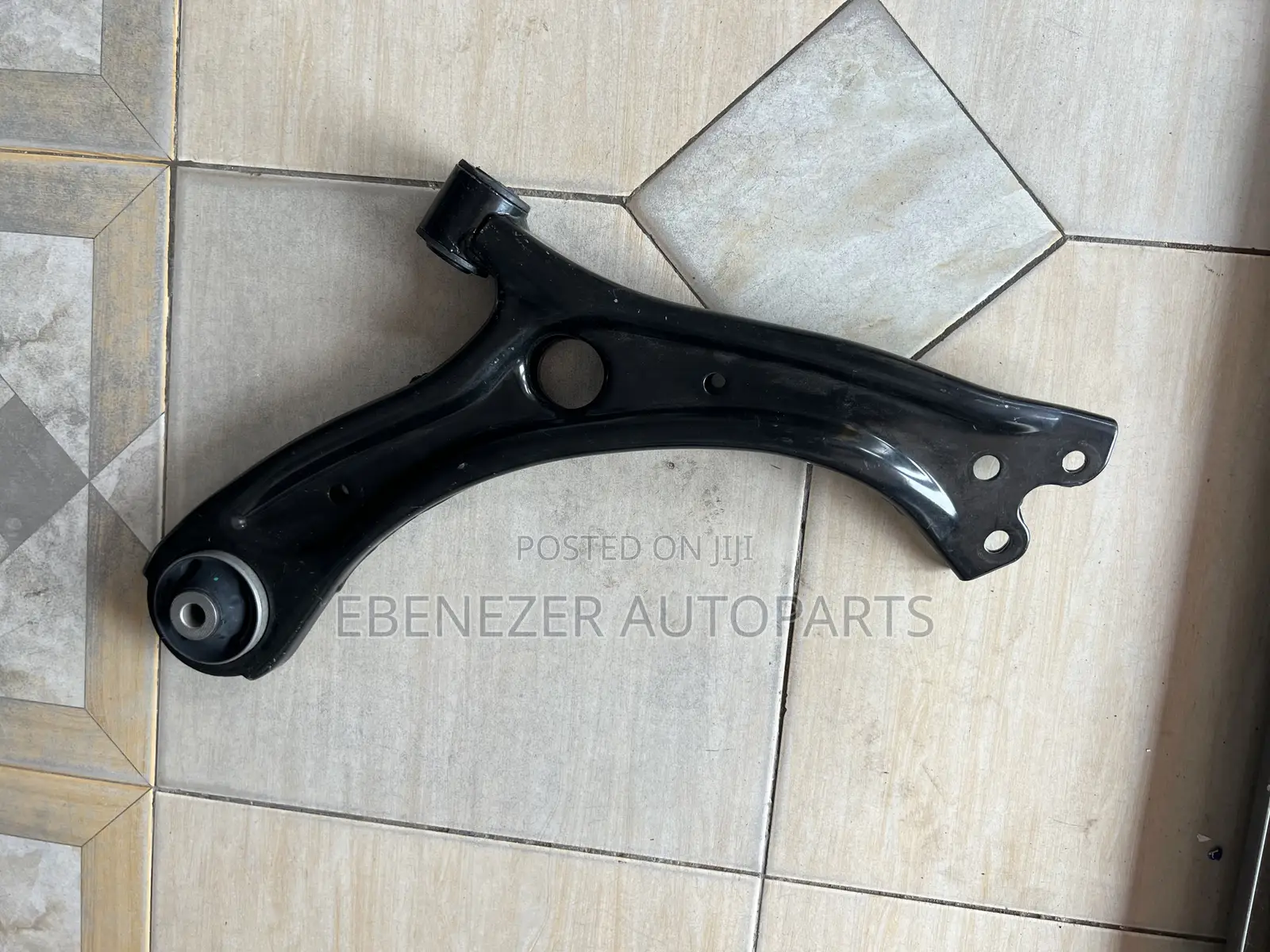 Honda HRV Lower Arm 2016 2017 2018 2019 2020