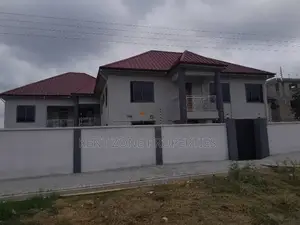 3bdrm Apartment in Ablekuma for rent