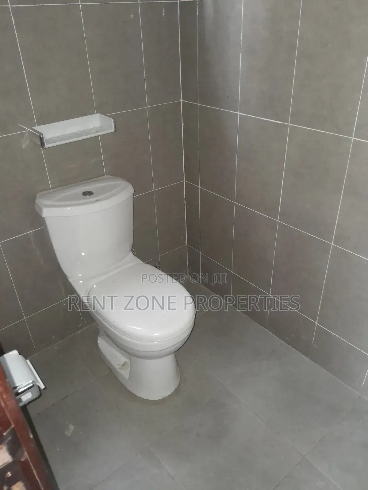 3bdrm Apartment in Ablekuma for rent