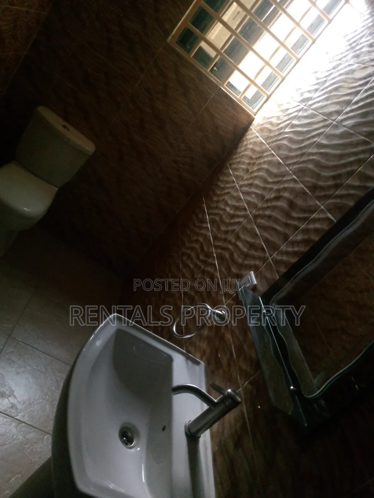 2bdrm Block of Flats in Frafraha for rent