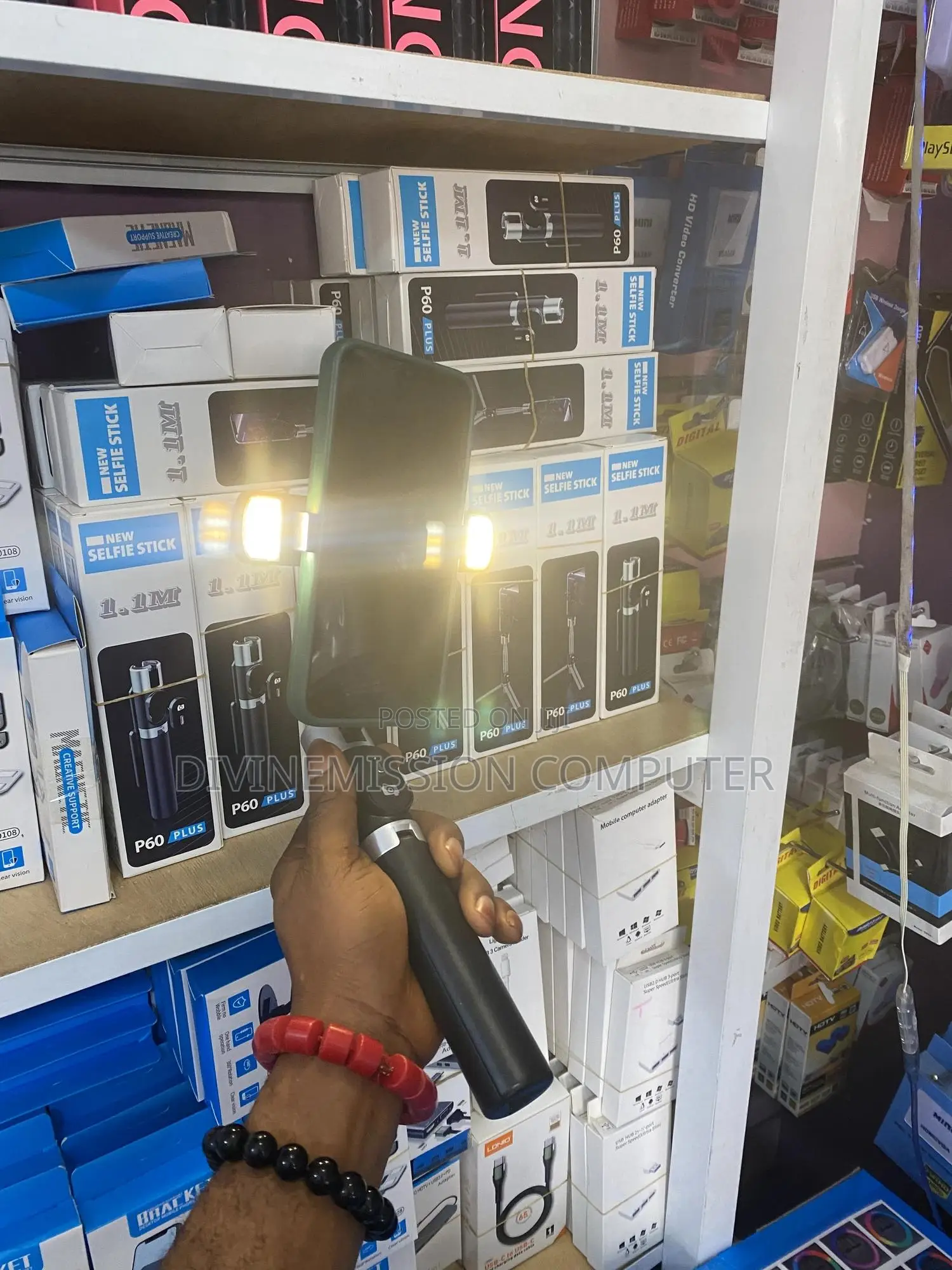 New Selfie Stick (1.1m) P60 Plus Bluetooth Remote Control