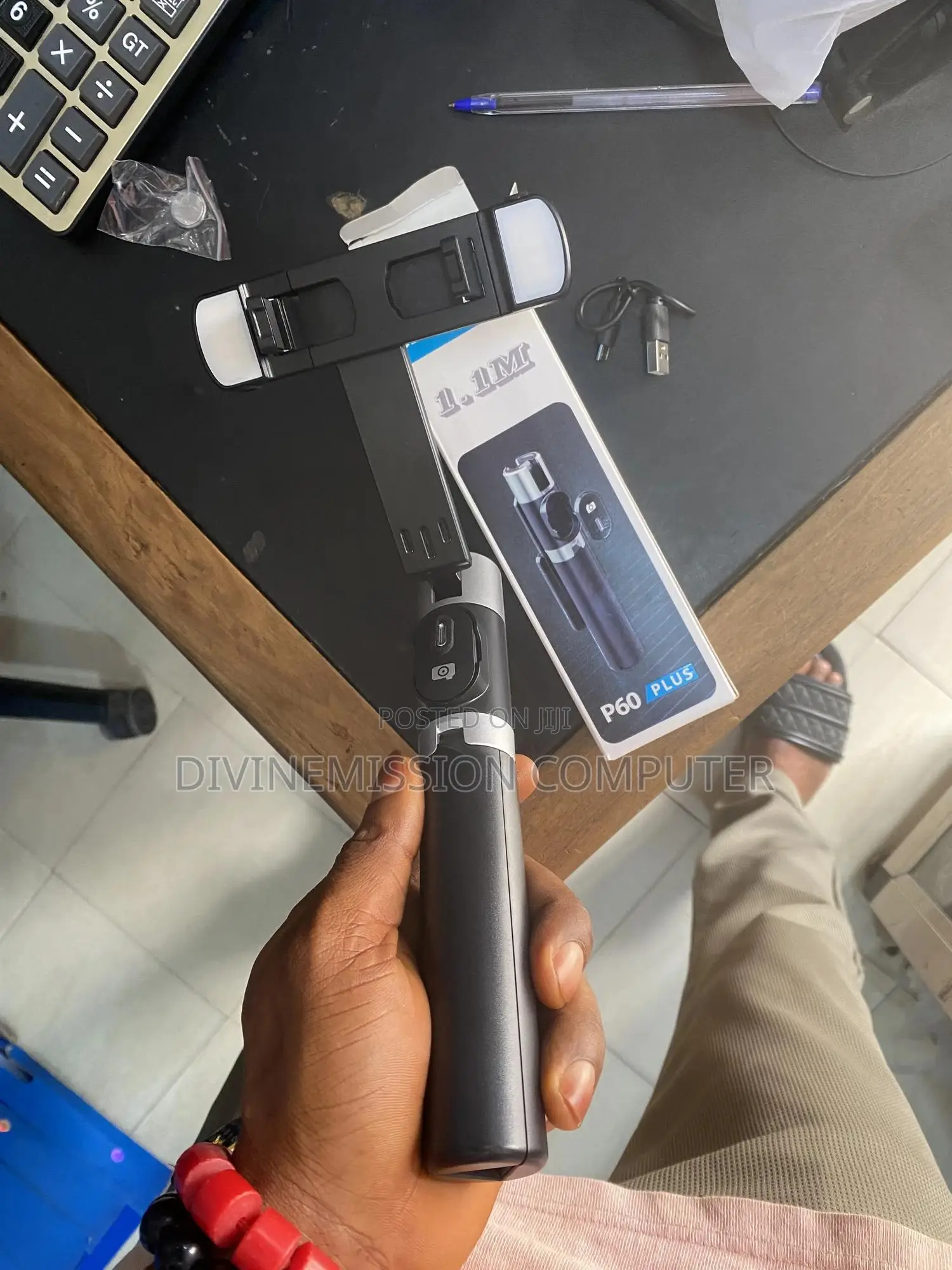New Selfie Stick (1.1m) P60 Plus Bluetooth Remote Control