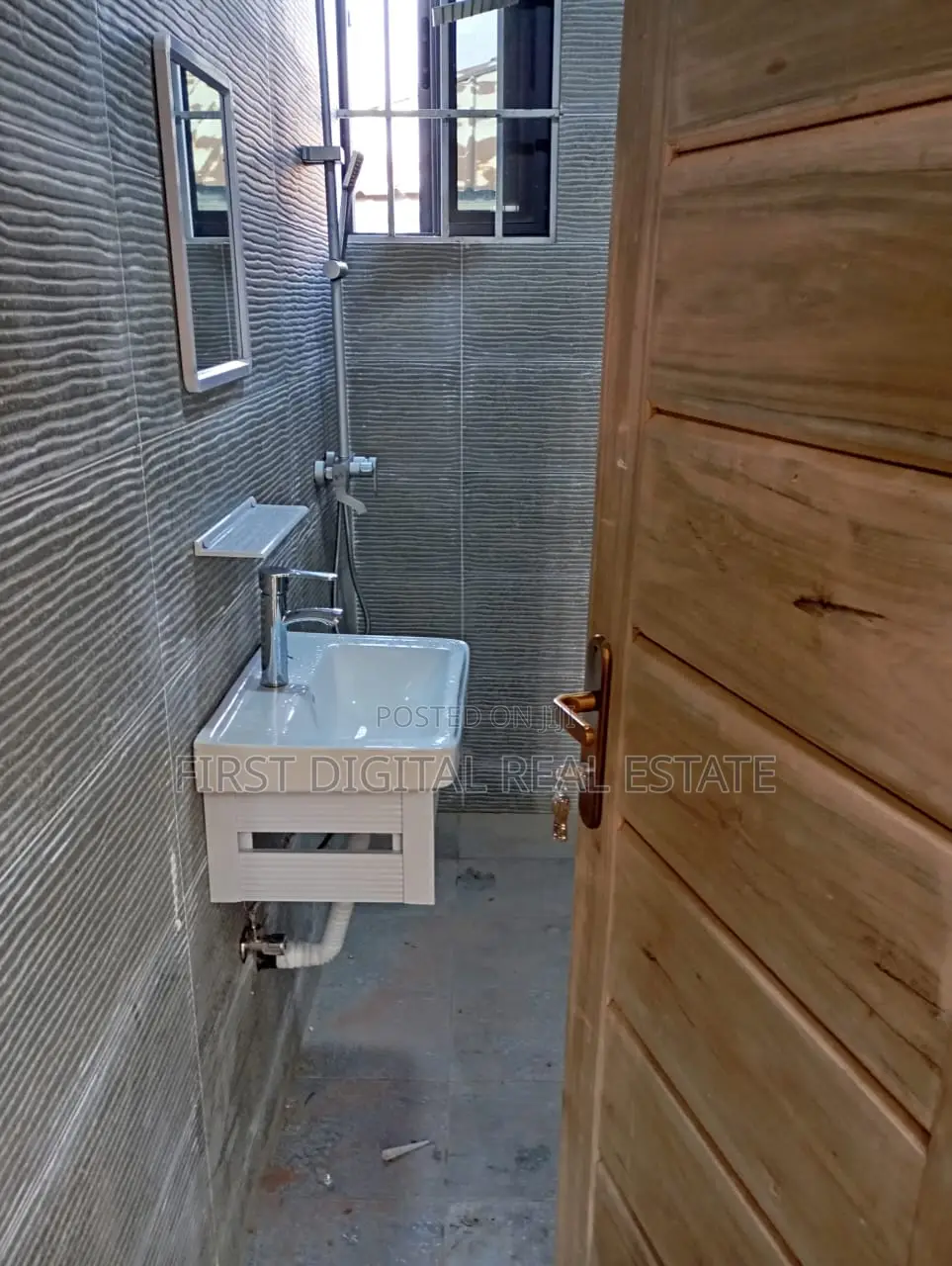 1bdrm Apartment in First Digital Real, Weija for rent