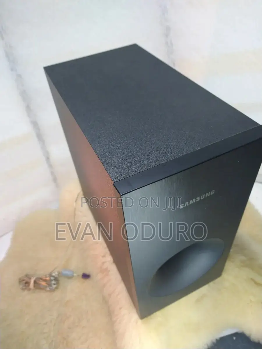 Powerfully Samsung Passive Woofer Hometheater/Soundsystem