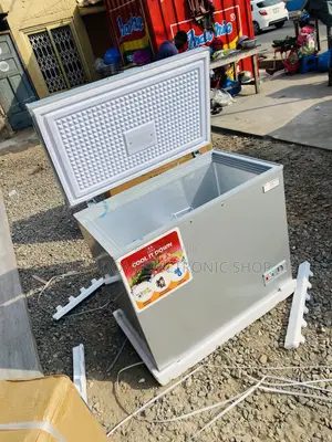 Original Zara 300FL Single Door Electric Chest Freezer.