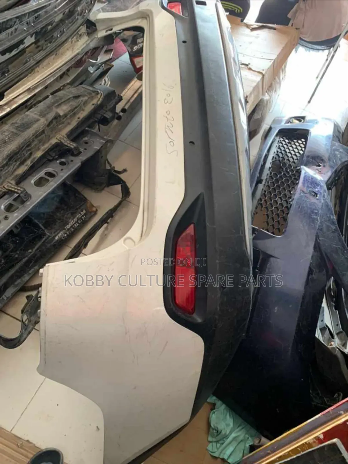 Original Santa Fe 2019/20 Back Bumper Available