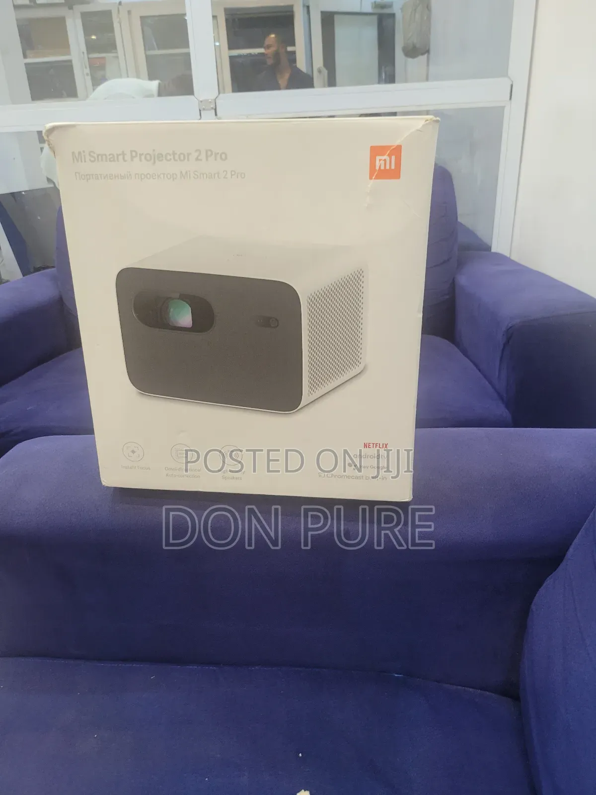 Powerful MI Smart Projector.