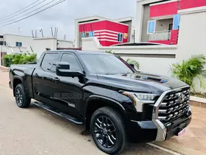 Toyota Tundra SR Double Cab 6.5' Bed 2024 Black