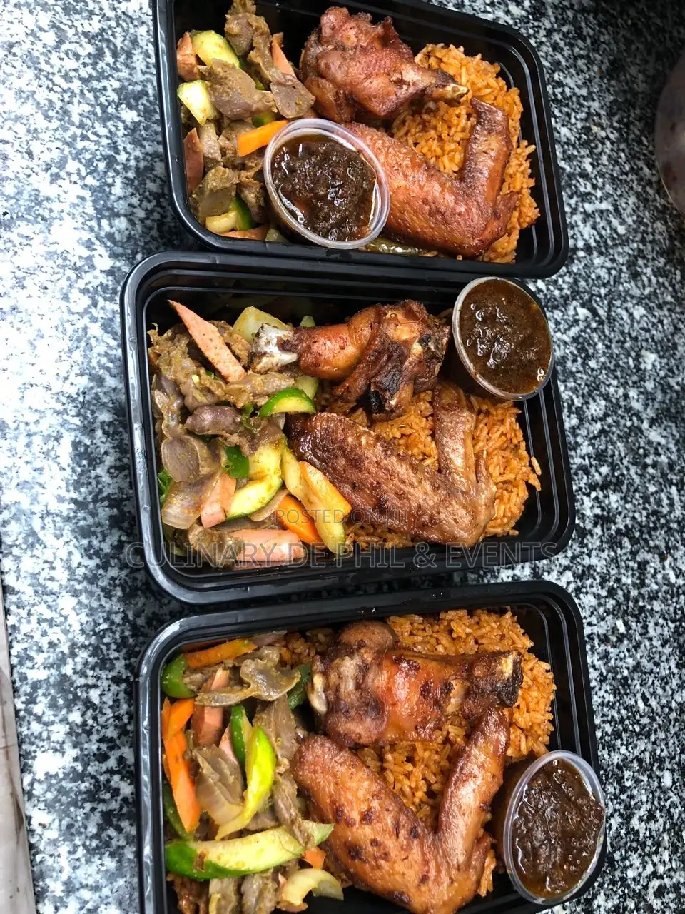 Assorted Jollof Rice With Spicy Wings