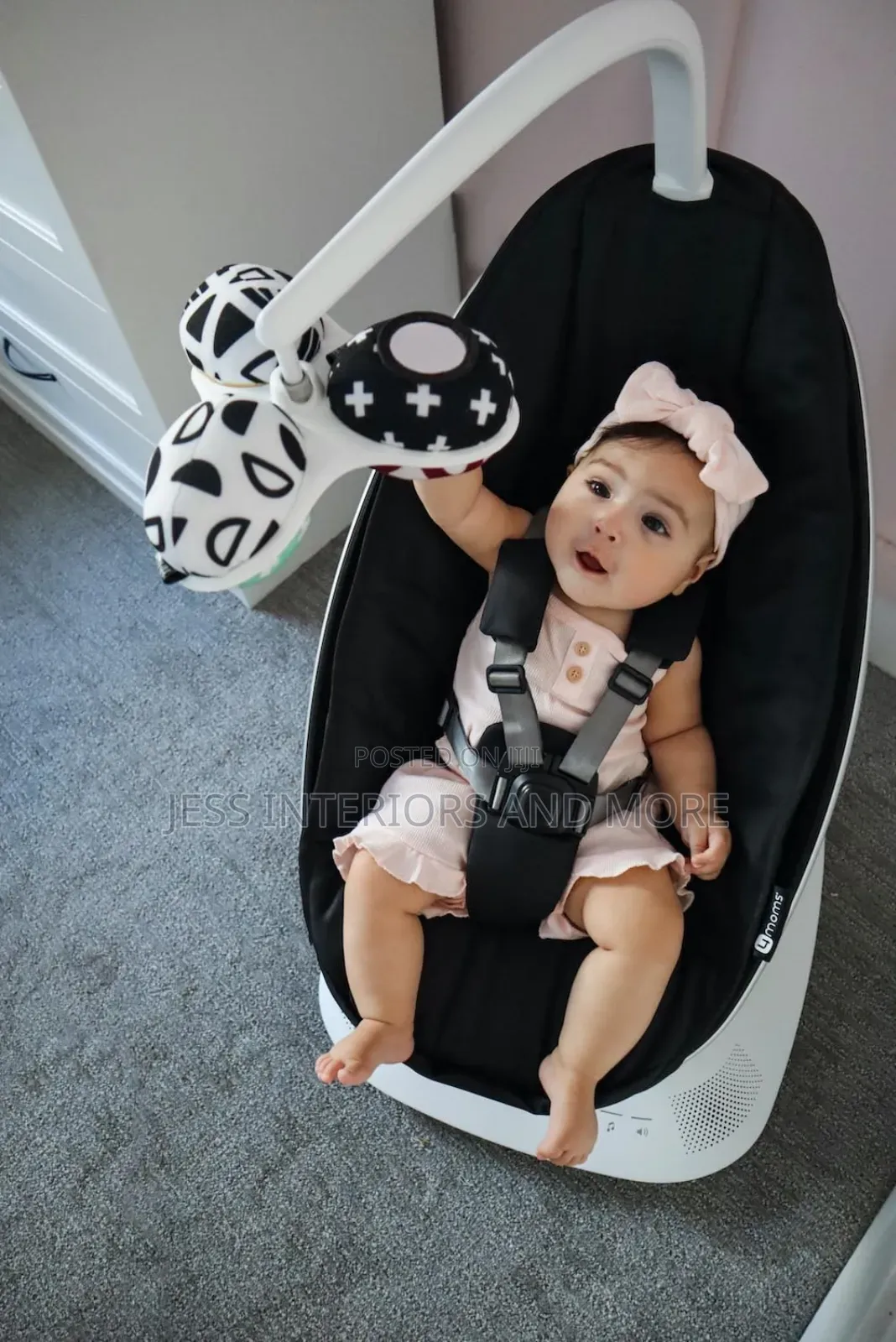 4moms Mamaroo Multi-Motion Baby Swing