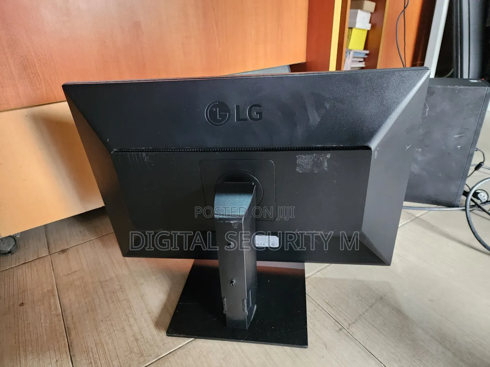 LG 25bl56wy-B / LED Monitor / 25"