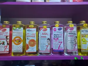 Veet Gold Turmeric Super Whitening Oil