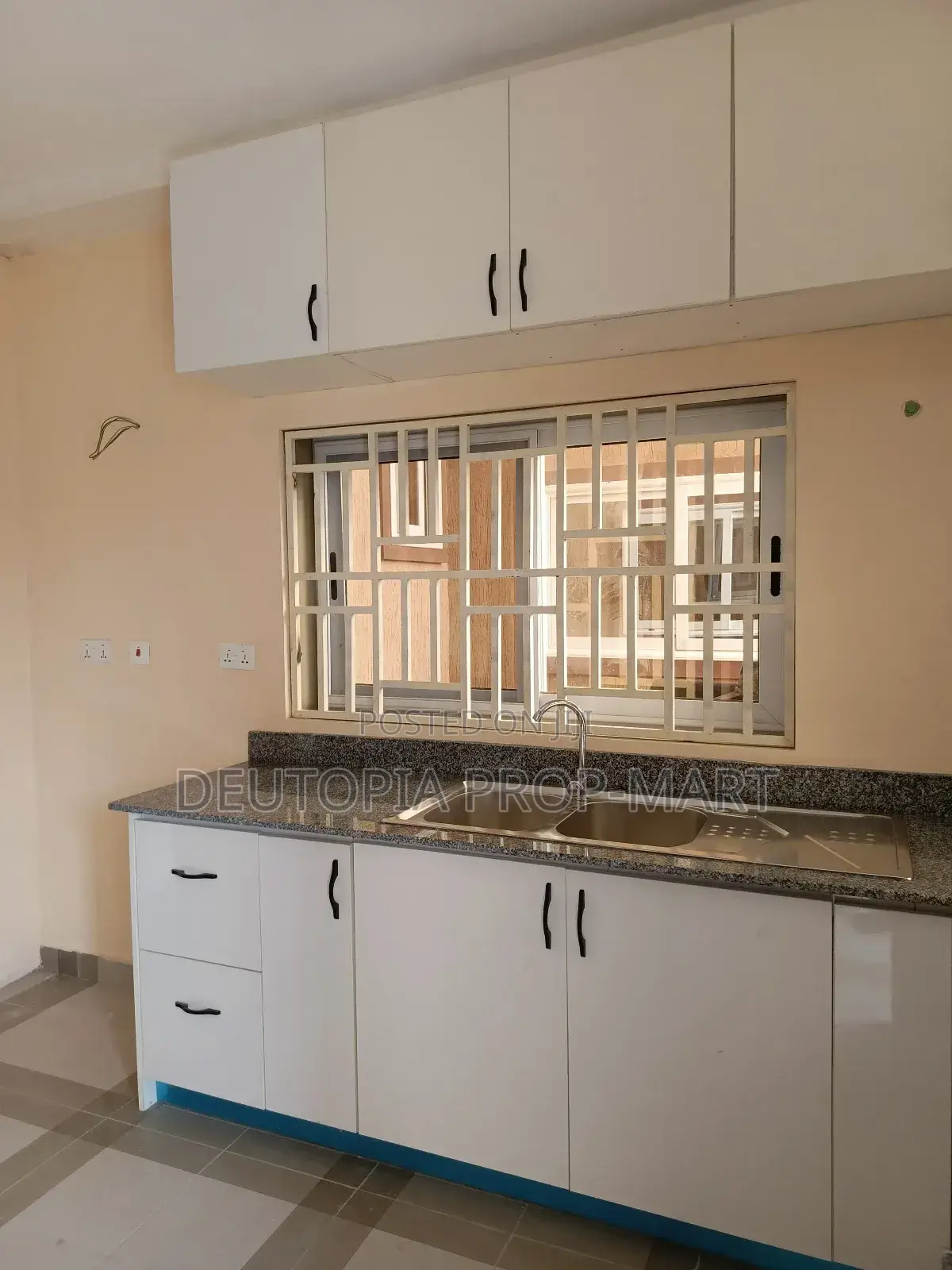 2bdrm Apartment in The Greens, Tema Metropolitan for rent