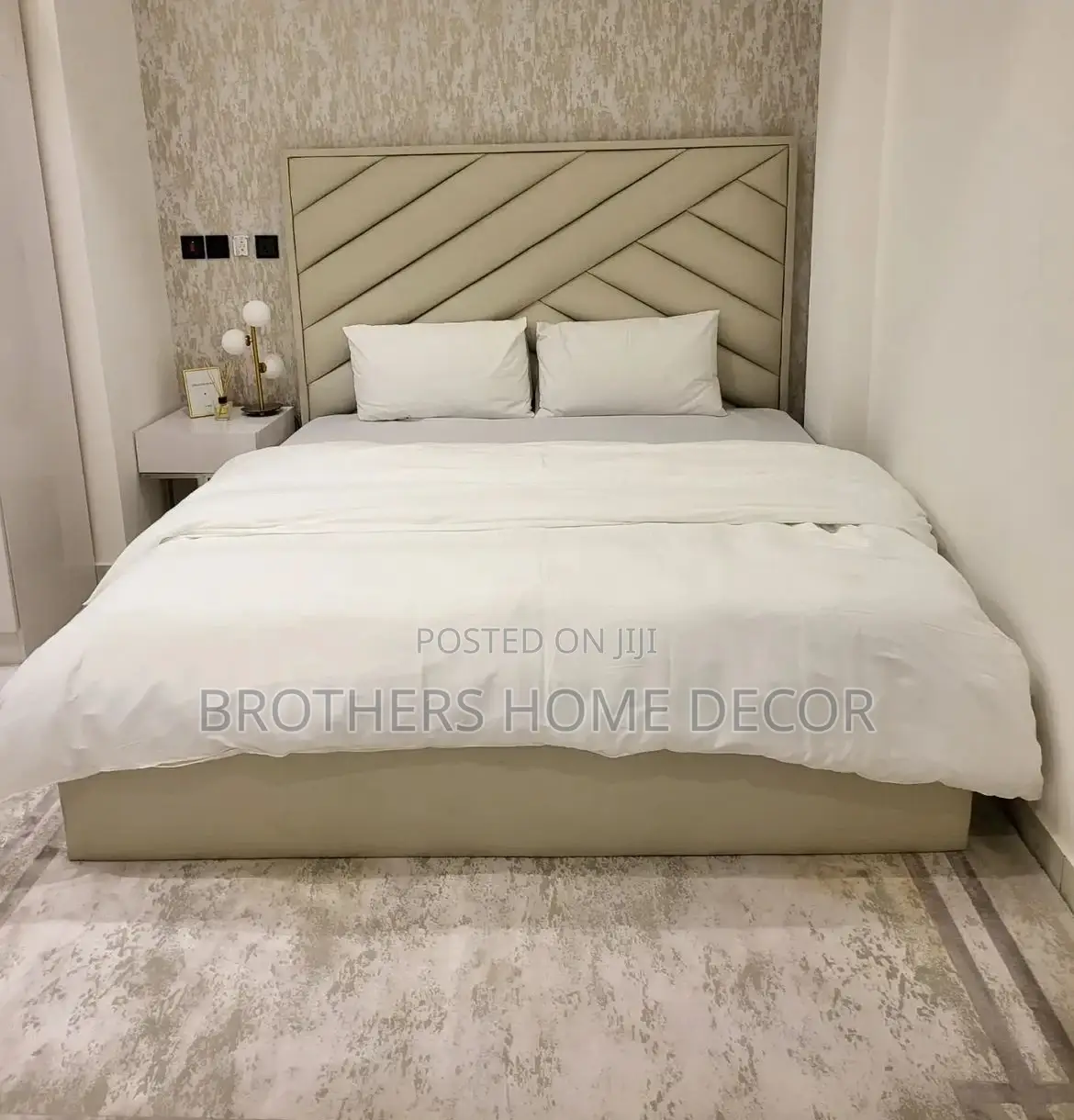 Luxurious Double Bedframe