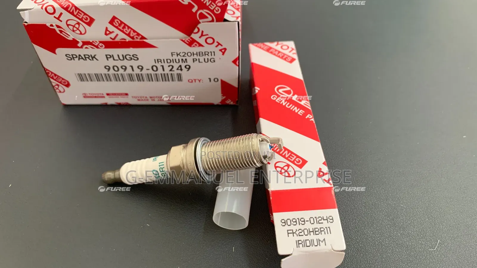 TOYOTA FJ Cruiser 2010-14 Spark Plugs Original Japan.