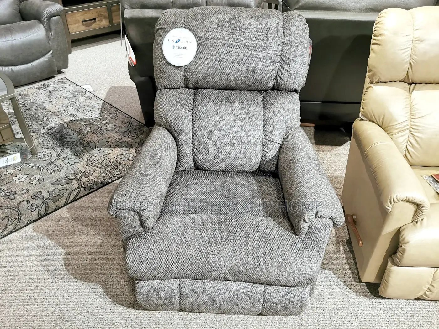 Electric Rocker Recliner With Temper Foam (Remote Control)