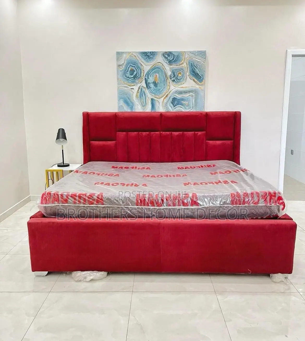 Luxurious Bedframe King Size