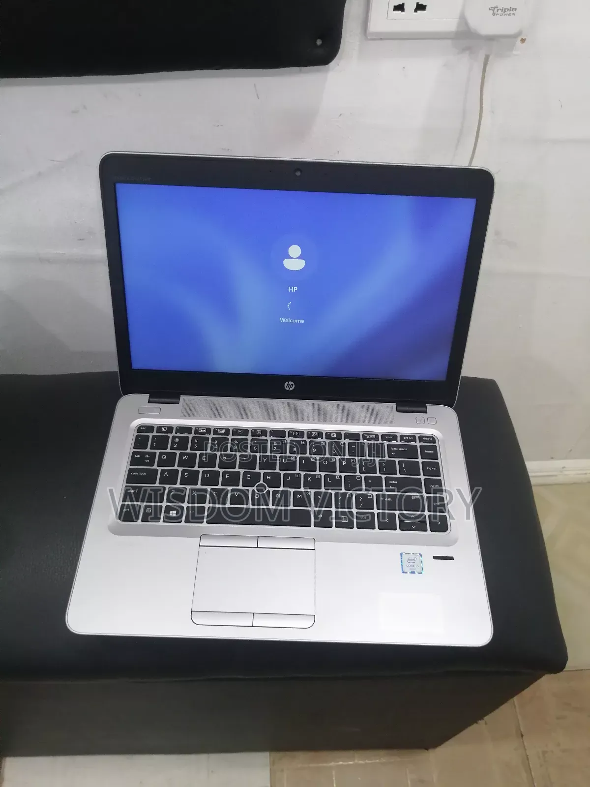 New Laptop HP 14-Dq1025cl 8GB Intel Core I5 SSD 256GB
