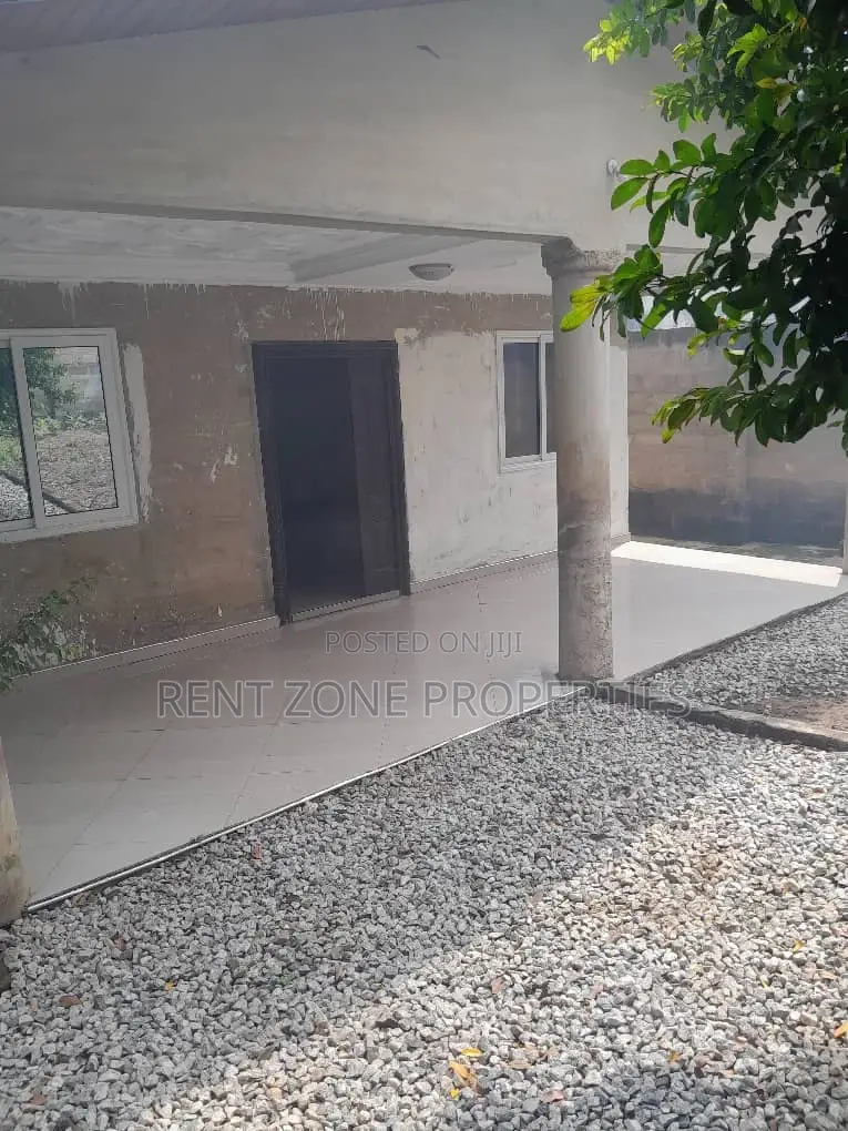 2bdrm Apartment in Ofankor for rent