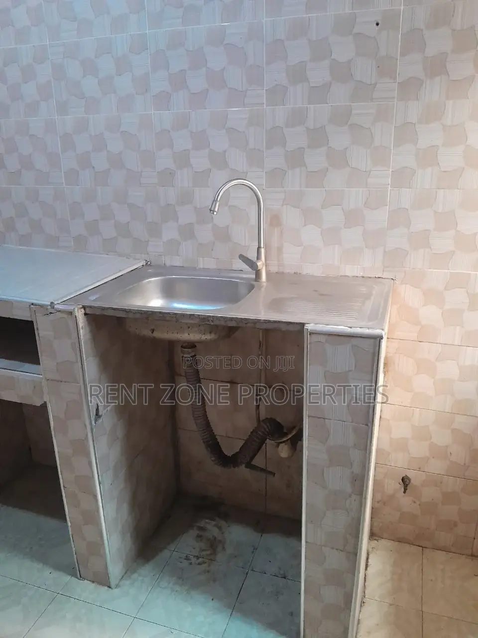 2bdrm Apartment in Ofankor for rent
