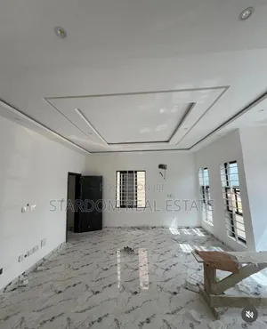 2bdrm Duplex in Ashaley Botwe for sale