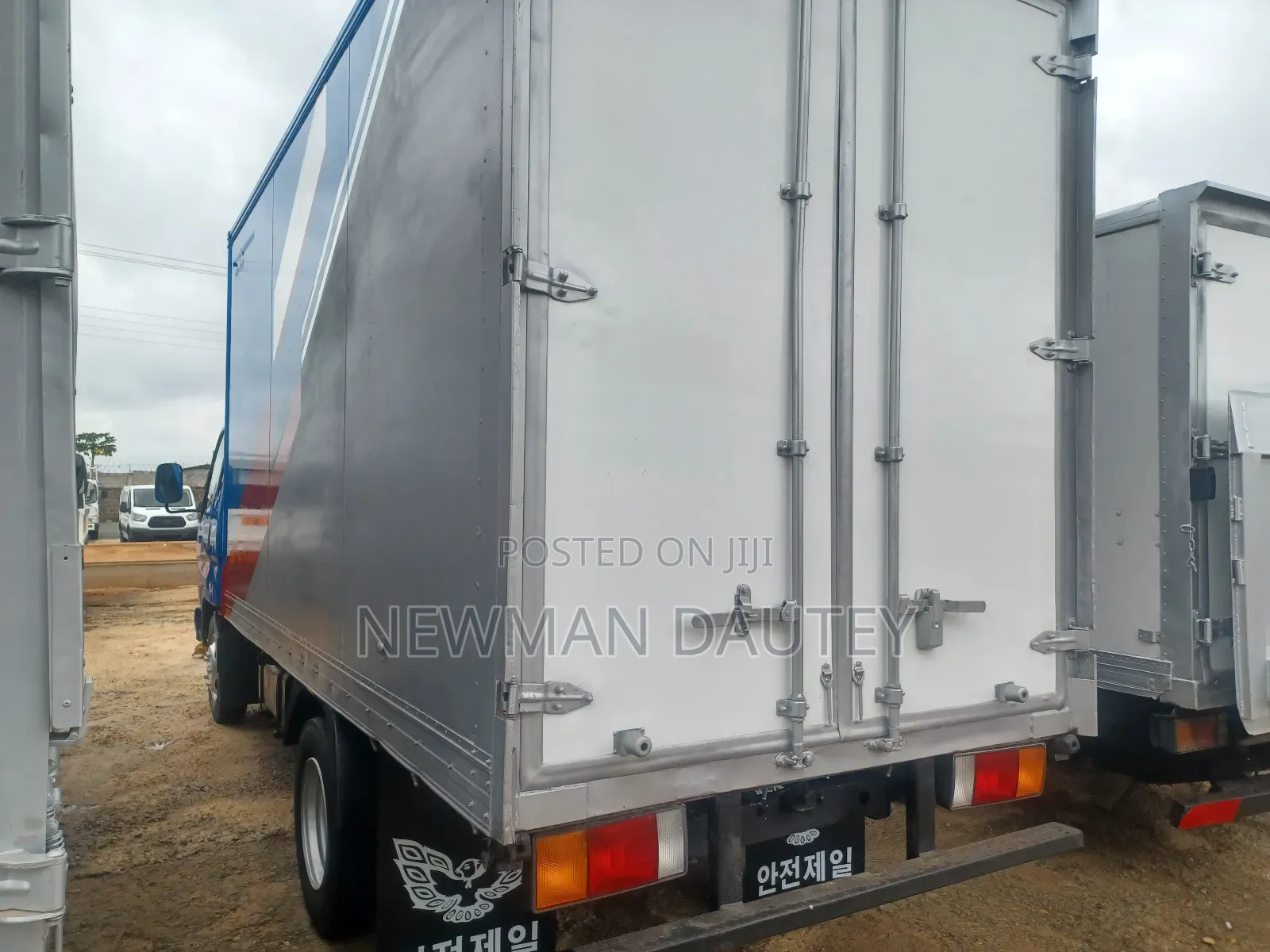Container Truck Box Mighty2