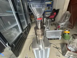 Industrial Juicer